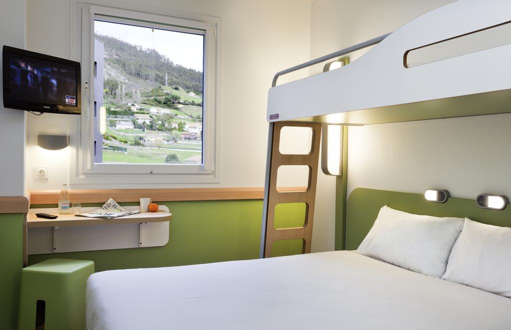 Ibis Budget Madrid Alcala De Henares La Dehesa Екстериор снимка