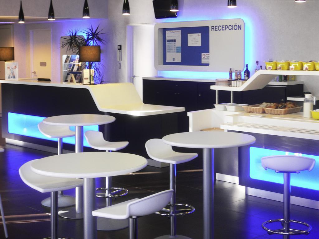 Ibis Budget Madrid Alcala De Henares La Dehesa Екстериор снимка